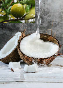 Cotton Wicks: Coconut Lime - Medium Cotton Wick Candle