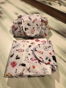 Products: Savvy Bag - White with pattern Eco Savvy