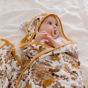 Bamboo Hooded Towel & Wash Cloth: Goldie Blooms