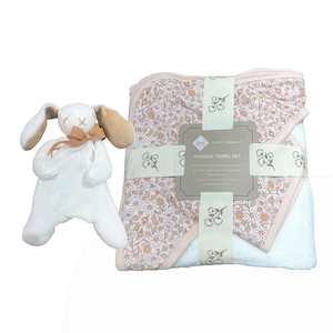 Christmas Gift Ideas: Gift Box : Hooded Towel Set Daisy Fields & Mini Bunny