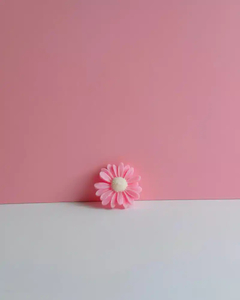 Products: Daisy Flower Candle - EcoWick