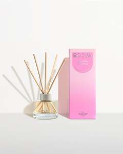 Gifts Under 35: Sweet Pea & Jasmine Mini Reed Diffuser