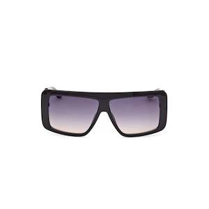 Guess Eyewear: Guess Gu00109 01b 0 Shiny Black Gradient Smoke