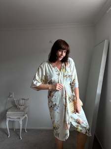 Latest Collection: HOPE & IVY Dress RRP$240 (16)