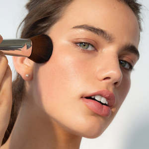 Make Up: Powder Brush