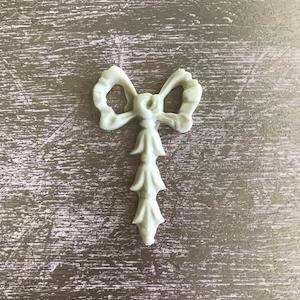 Bows: B19 - Small Bell Flower