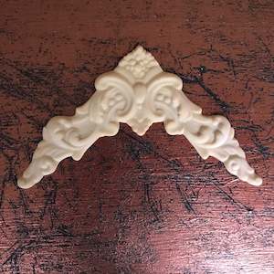 C36 - Greek Flourish