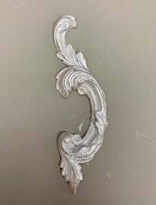 SC46 - Medium Leaf Scroll