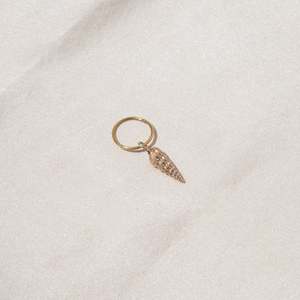 Castaway: Shell Gold Earring