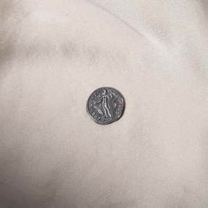 Castaway: Castaway Coins Silver