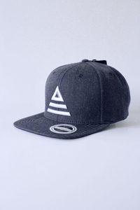 Products: legacy – charcoal SnapBack base ball cap [CLEARANCE] – Elevatefitnezz