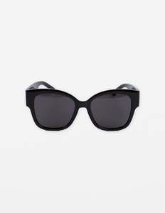 Stella + Gemma Paloma Polarised Sunglasses | Black