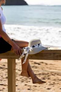 Jewellery Accessories Hats Hair Accessories: Stilen Bella Floral Hat