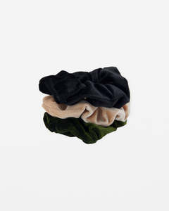 Giftsandhome Gifts: Stella + Gemma Velvet Scrunchie Set