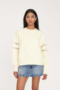 Clothing Sweaters: Huffer Classic Crew Cherie | French Vanilla