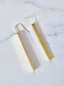 Jojo Straight Up Earrings