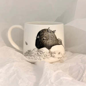 Giftsandhome Gifts: Katy Hayward Cup - Walking with Aroha - Brown Kiwi