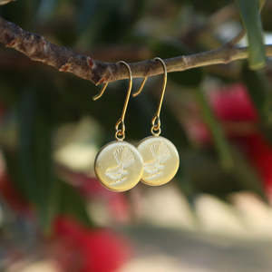 Little Taonga Round Fantail | Necklace or Earrings