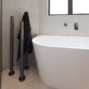 CODE PURE FREESTANDING HEATED TOWEL RAIL 1000MM - 7 COLOURS