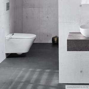 PLUMBLINE AXENT ONE WALL HUNG INTELLIGENT TOILET INCLUDING CISTERN