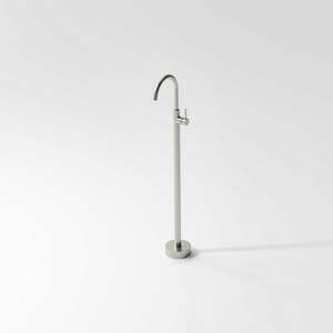 Code Versa Floorstanding Bath Filler with Mixer & Floor Mount