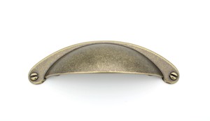 Versailles Cup Handle
