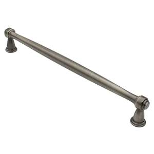 Elite Classical Collection: Traditional Bar Handle
