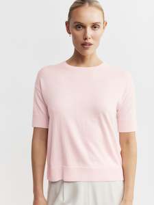 Core Womens: Essential Cashmere Crew Tee - Powder Pink