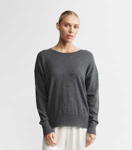 Essential Cashmere Relaxed Crew Neck - Graphite