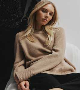 Luxe Cashmere Saddle Crew Sweater - Camel