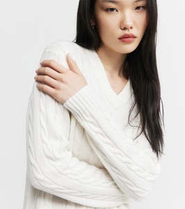 Core Womens: Cashmere Cable V Sweater - White