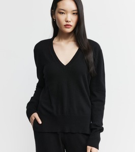 Baby Cashmere V-Neck Sweater - Black
