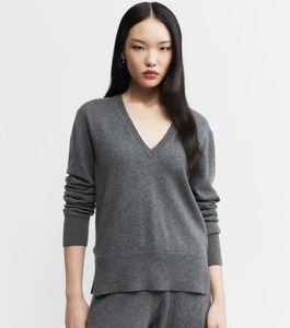 Baby Cashmere: Baby Cashmere V-Neck Sweater - Graphite