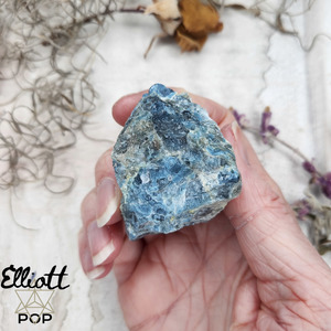 Blue Apatite – Rough / Raw B