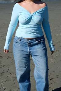Last Ones: Knot Top in Powder Blue