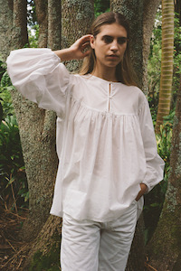 Sale - Isi Blouse in White (Last one)