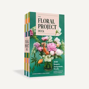The Floral Project Deck: 30 DIY Bouquets, Arrangements, Wreaths, and Other Seaso&hellip;