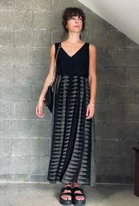 The Sari Edit: Diamond and Pearls Skirt