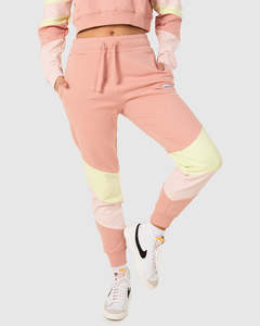 Womens Bottoms: Unit Swift Womens Trackpant