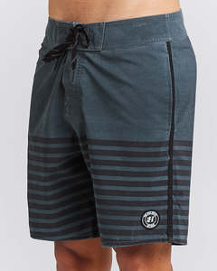 Mens Sale Bottoms: The Mad Hueys Onya Boardshort 18"