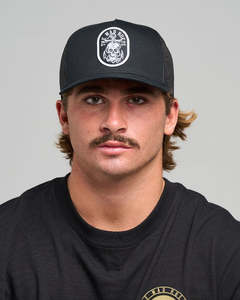 All Headwear: THE MAD HUEYS ROPE SKULL ANCHOR | TWILL TRUCKER