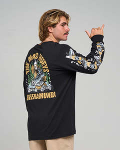 The Mad Hueys: THE MAD HUEYS BEERAMUNDI | LS TEE