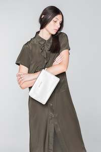 Salasai: Salasai - Clutch n Card Holder - White Pearl