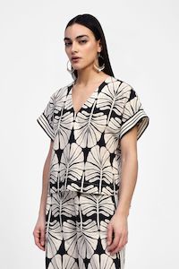 Dixie - Palm Print Tee - Black/White