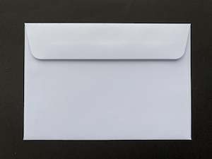 C7 (85x114mm) white envelopes
