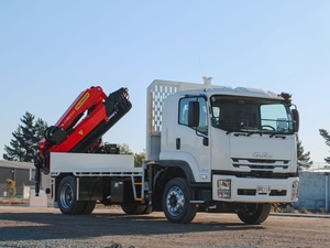 Service Truck with PK17 Crane on Isuzu FTR750 - Endura Equipped