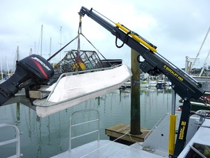 Marine Compact Crane - Endura Equipped