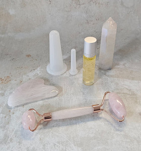 Products: Beauty Beyond Botox - Holistic Skincare Kit En Forme Wellness