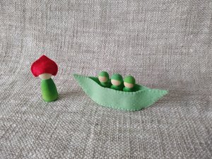 Products: Peas in a Pod Wooden Peg Dolls - Engrain