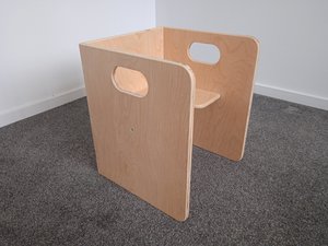 Products: Engrain Box Chair - Engrain